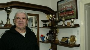 Ienei, noul președinte al Stelei! "Nu vreau să fiu prezentat! Vin cu 10 minute înainte de meci, să nu le vină idei!":)