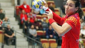 Cristina Neagu și Isabelle Gullden, nominalizate pentru trofeul Jucătoarea Anului 2016! Liderul naționalei are șansa unui "hat-trick". O poți vota aici