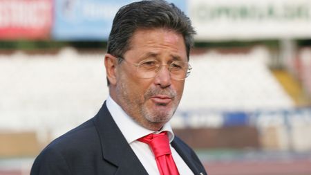 Dinu îl ironizează pe selecționer: "Pițurcă se pricepe mai bine la poker decât la fotbal"