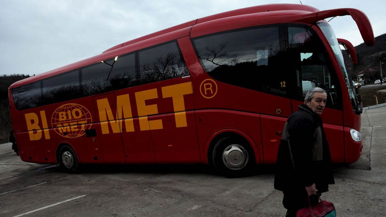 Fosta echipă a lui Lucescu** a rămas fără echipament după ce i s-a furat autocarul!