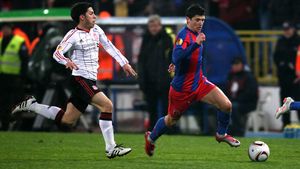 Soluția pentru Gigi Becali vine din Anglia: "Liga Lăcomiei"!** De ce Liverpool, Steaua și granzii Europei pot strica fotbalul