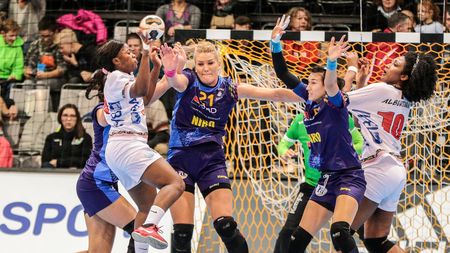 România - Franța, azi, ora 19:00 | Pentru România nu există cale de mijloc! Cine "îndrăznește" cu tricolorele, Ungaria sau Cehia? Ambros Martin își poate pune planul în aplicare cu Franța 