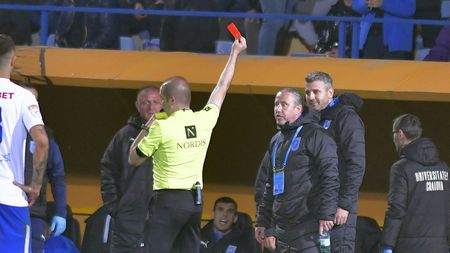 Laurențiu Reghecampf se simte vinovat după eliminarea din Farul Constanța - Universitatea Craiova: „O fază de amatori din partea mea! O să mă pedepsesc singur”