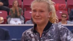 Momente incredibile la turneul WTA din Rusia! O sportivă a început să plângă, iar reacția adversarei a venit imediat: "Plângi precum un copil"