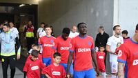 Anunț bombă! Mijlocașul a plecat de la FCSB chiar înainte de finala cu Dinamo: „E istorie! Trebuie să stea cu familia!”