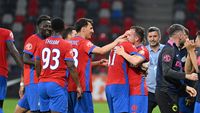 Situație inedită în fotbalul românesc! Fratele geamăn al jucătorului de la FCSB a semnat cu o echipă din Superliga
