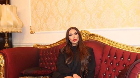 Apariție incendiară a fiicei Anamariei Prodan. Toți bărbații din jur s-au uitat la „asistenta medicală" Sarah