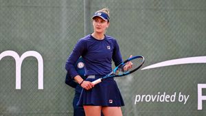 Irina Begu, performanță remarcabilă la Roma: a zdrobit-o pe Elise Mertens şi s-a calificat în optimi!