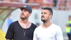 Denis Alibec plânge după Budescu: „Mi-e dor de grasul ăla!”. Când revine Budi pe teren