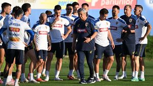 Cine e fotbalistul din naționala României care i-a dat mesaj lui Mircea Lucescu