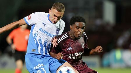 FK Sarajevo - Universitatea Craiova 2-1, în manșa întâi a turului 2 preliminar din Conference League. Romanchuk ține în viață echipa din Bănie