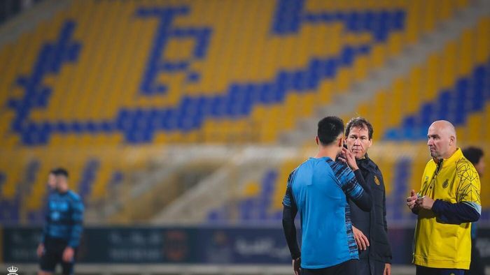 Cristiano Ronaldo, probleme cu antrenorul de la Al Nassr? Starul portughez, avertizat după ce a ajuns la Riad. „Are un caracter groaznic! Conduce prin frică!”