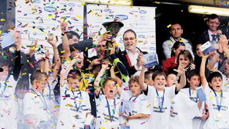 Ei se întâlnesc cu Zidane!** Piticii de la Atletico Arad sunt cei mai buni de la "Cupa Hagi Danone" și merg la Varșovia