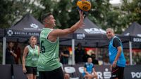 Finalul sezonului Sport Arena Streetball 2026 a adus sub panou glorii ale fotbalului și o campioană olimpică! Gabi Torje a decis meciul de baschet 3×3