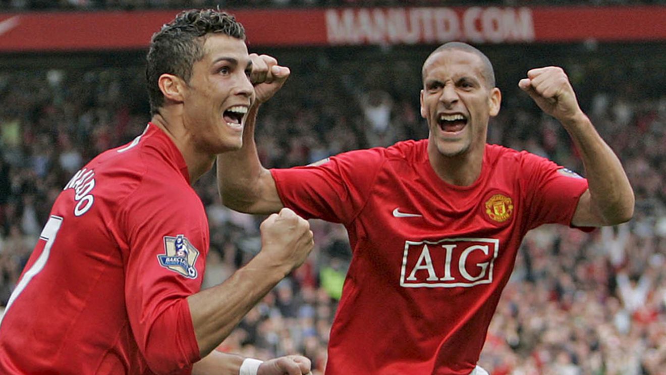 Rio Ferdinand și-a prelungit contractul cu Manchester