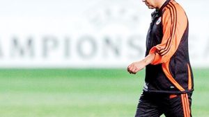 "Lucescu tratează cu Fener și va reveni iarnă în campionatul Turciei"
