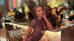 „Nu poate ieși la o întâlnire normală”. Blonda a dezvăluit de ce s-a despărțit de fotbalistul milionar