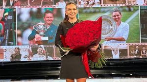 După ce a consolat-o pe Simona Halep în timpul suspendării, cunoscutul actor român a revenit cu un mesaj grăitor pentru sportivă: „Soareee". FOTO