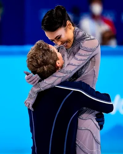 FOTO. Dragoste olimpică: Cuplurile care concurează la Jocurile Olimpice de iarnă din 2022
