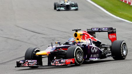 Vettel a câștigat MP al Belgiei! Alonso și Hamilton completează podiumul! Cum arată acum clasamentul general