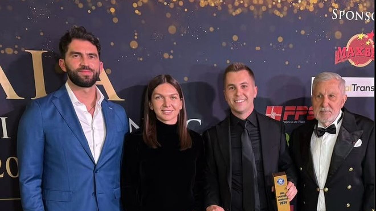 Ilie Năstase s-a urcat pe un scaun, pe scenă, pentru a o pupa pe prezentatoare. Simona Halep a rămas uluită