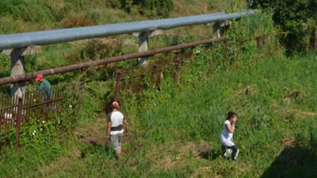 E ireal ce s-a întâmplat vineri pe terenul de fotbal al uneia dintre cele mai cunoscute echipe din România. Totul a fost filmat 