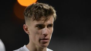 Gigi Becali îl desființează pe Tavi Popescu: „Am zis că face 50 de milioane de euro, dar el nu face nici 50 de lei”