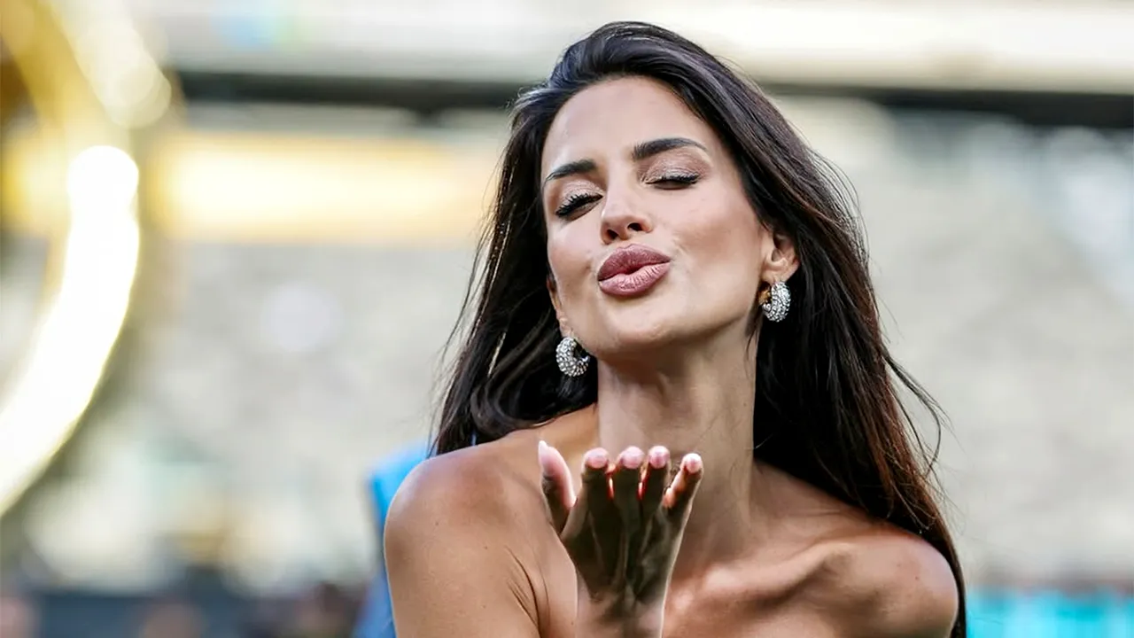 Reacția prezentatoarei TV de 34 de ani, care are un iubit cu 11 ani mai tânăr, după ce a fost acuzată că e „vulgară”: „Când te simți bine în pielea ta, ești pregătită pentru orice”
