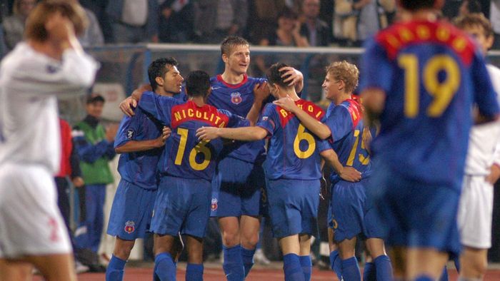 Un dublu campion cu FCSB recunoaște: „Gigi Becali intra furtunos în vestiar și ne făcea cu ou și cu oțet pe toți”
