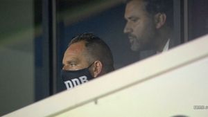 Conducerea lui Dinamo n-are milă de nimeni! Șeful scoutingului, „executat” și el în CA: a primit preaviz și în 15 zile e out din „Ștefan cel Mare” | EXCLUSIV