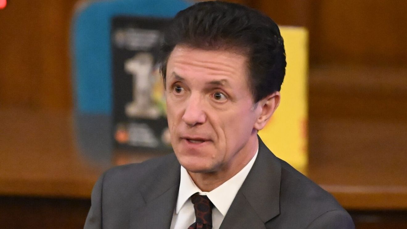 Prima decizie pe care Gică Popescu a luat-o după ce a cumpărat echipa de la Gică Hagi: „Am renunțat la el pe perioada nedeterminată”