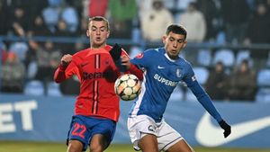 Situație îngrijorătoare: Superliga are mai mulți debutanți străini decât autohtoni! Craiova și Farul au înregistrat recorduri negative. SPECIAL