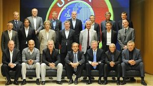 Lucescu, în "team building" cu Guardiola, Villas-Boas și Ferguson!** De ce trebuie Steaua să-și facă probleme :)