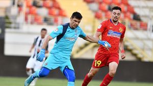 CS Universitatea Craiova se pregătește să-l vândă pe Mirko Pigliacelli și a pus ochii pe David Lazar. Ce spune portarul Astrei despre oferta oltenilor