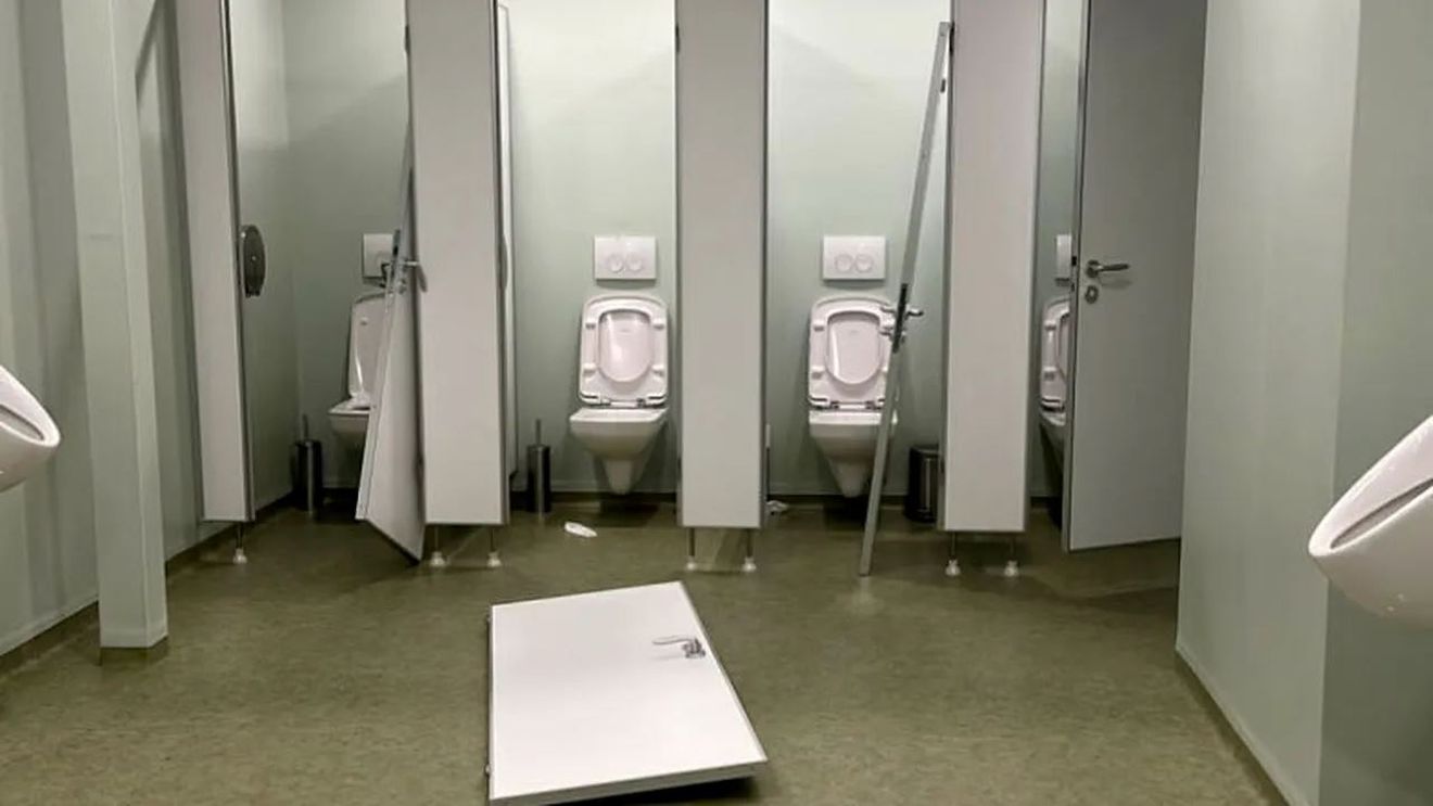 Laszlo Dioszegi, furios după ce fanii FCSB au distrus băile de pe Sepsi Arena: „Vin doar pentru scandal la stadion”