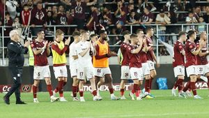 Complotul lui Marius Șumudică și Victor Angelescu împreună cu 7 fotbaliști de la Rapid București. Întâlnirea secretă și misiunea pentru vestiar: „Le-am dat să facă asta în cabină”