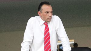 "Reactivăm spiritul** lui Hîldan!"