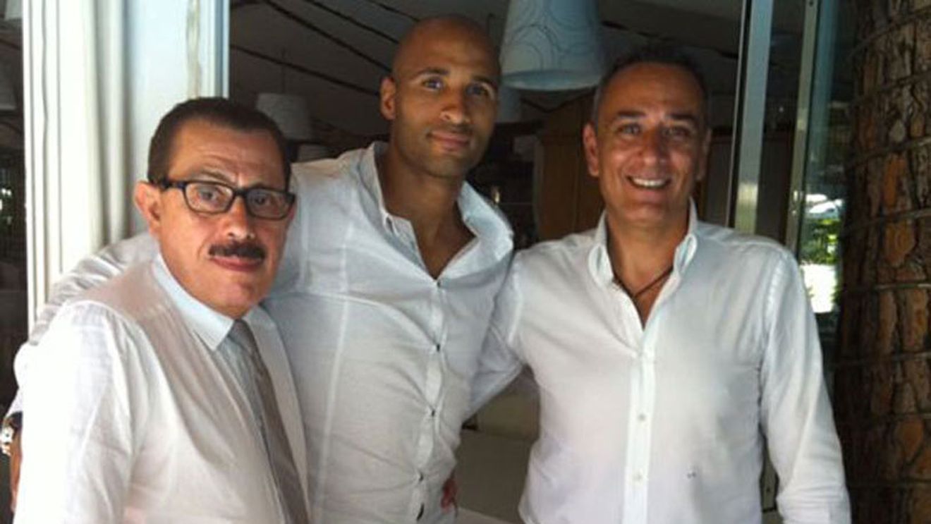 Kamara a semnat cu o echipă din Liga a 3-a după o campanie a fanilor pe Facebook