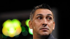 Ilie Dumitrescu, vedetă în The Sun. Englezii i-au dedicat un material fostului atacant al lui Tottenham. „Legenda României!”