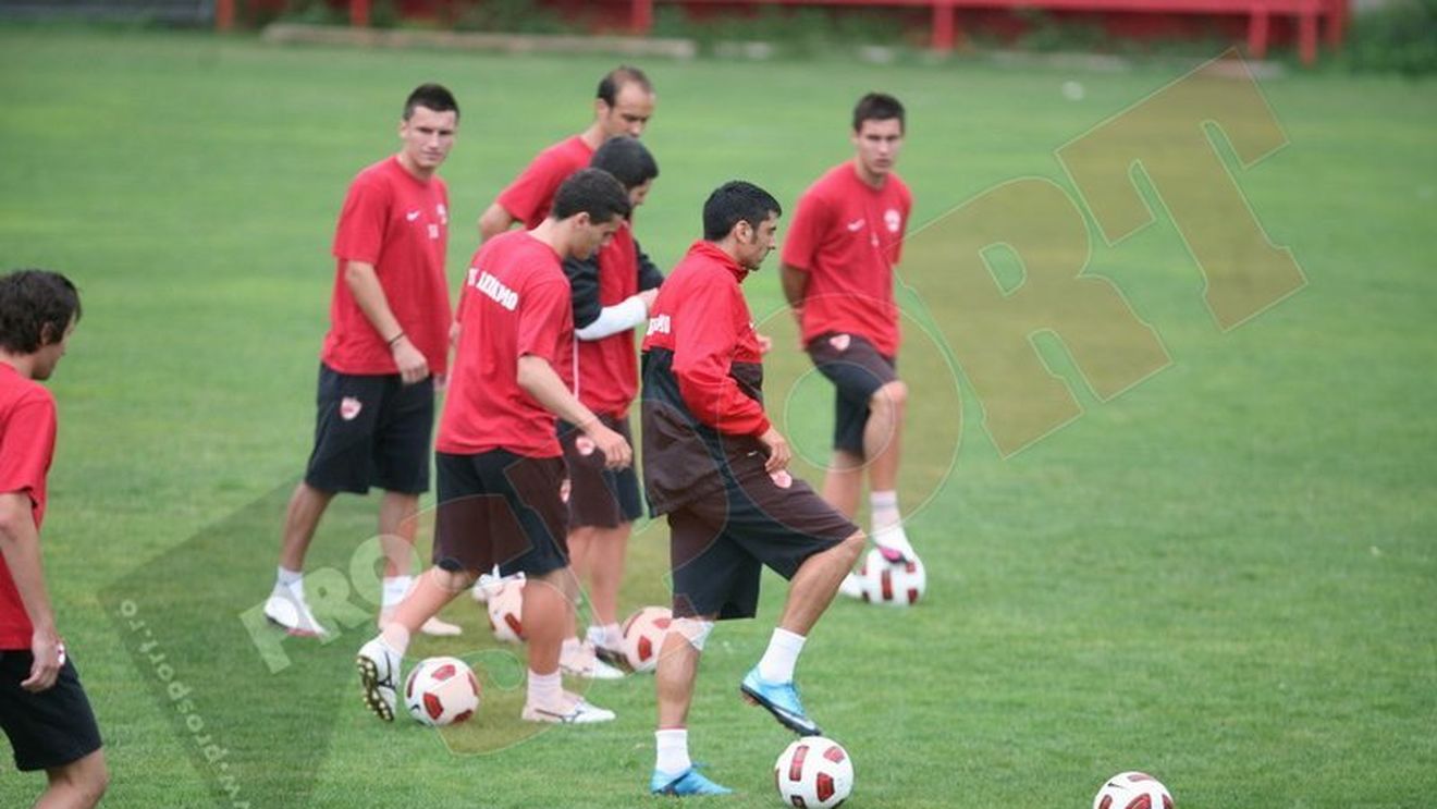 FOTO** Dănciulescu și Bazzi, la primul antrenament cu Dinamo