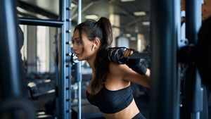 Cum să alegi perechea ideală de căști pentru sportul pe care îl practici