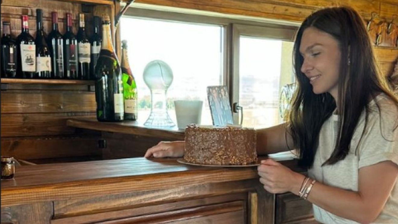 Simona Halep, gest neașteptat într-un restaurant din Dubai! Fostul lider WTA a scos telefonul și a început să-l filmeze pe bucătar. VIDEO