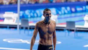 Reacția din două cuvinte a lui David Popovici, după ce Denis Popescu a luat şi el aurul