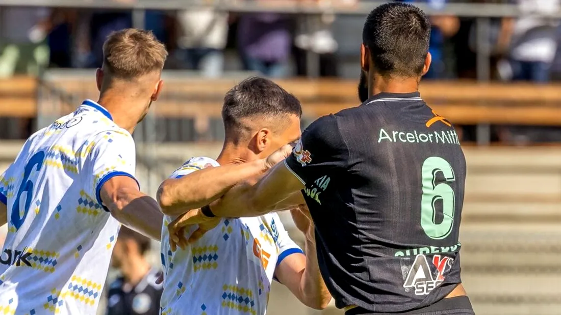 Amical spectaculos între Corvinul Hunedoara și Gloria Bistrița Năsăud, câștigat de nou-promovată. Cristian Pustai a mai adus un mijlocaș, care a și marcat