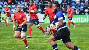 Steaua a smuls o remiză în prelungiri cu CSM Olimpia, 13-13. Timișoara a învins cu punct bonus Dinamo, 39-15, dar "câinii" s-au ales cu doi jucători "rupți"