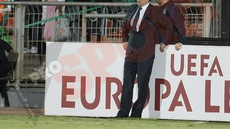 Stan, pus să ia notițe de la Dan Petrescu!** Becali: "Trebuie să învețe de la specialiști! Fără greșelile lui nu ne băteau"