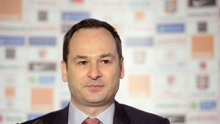 Parcă ar fi într-un film de comedie! Ionuț Negoiță le-a făcut „cadou” investitorilor spanioli încă trei facturi neachitate. Cum a reacționat fondul de investiții condus de Herminio Menendez