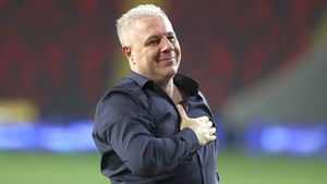 Marius Șumudică, „bașcan” în Turcia! Presa se înclină în fața antrenorului român de la Gaziantep: „Schimbarea începe cu el!”