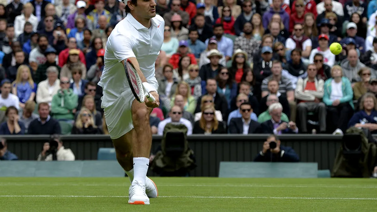 Federer, obligat să-și schimbe pantofii la Wimbledon! Detaliul care i-a creat probleme după meciul cu Hănescu