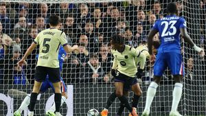 Gafă de cascadorii râsului în Chelsea – Barcelona. Kounde și-a dat autogol și i-a făcut pe catalani să-l regrete și mai tare pe Rațiu